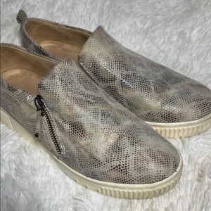 Soul naturalizer turner slip on sneaker